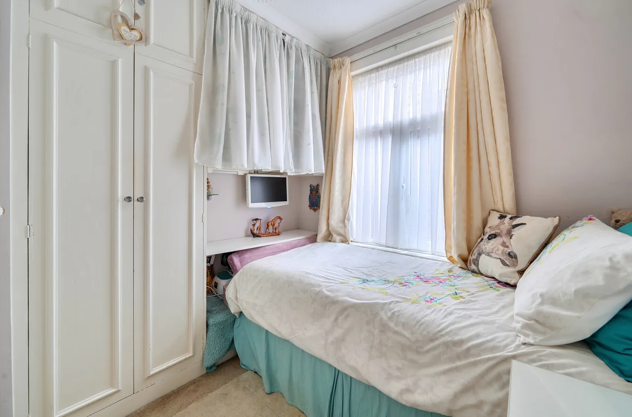 Cottimore Lane, Walton On Thames, KT12, photo 14