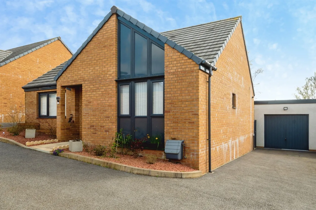 2 bed house for sale — Glebelands, Callington