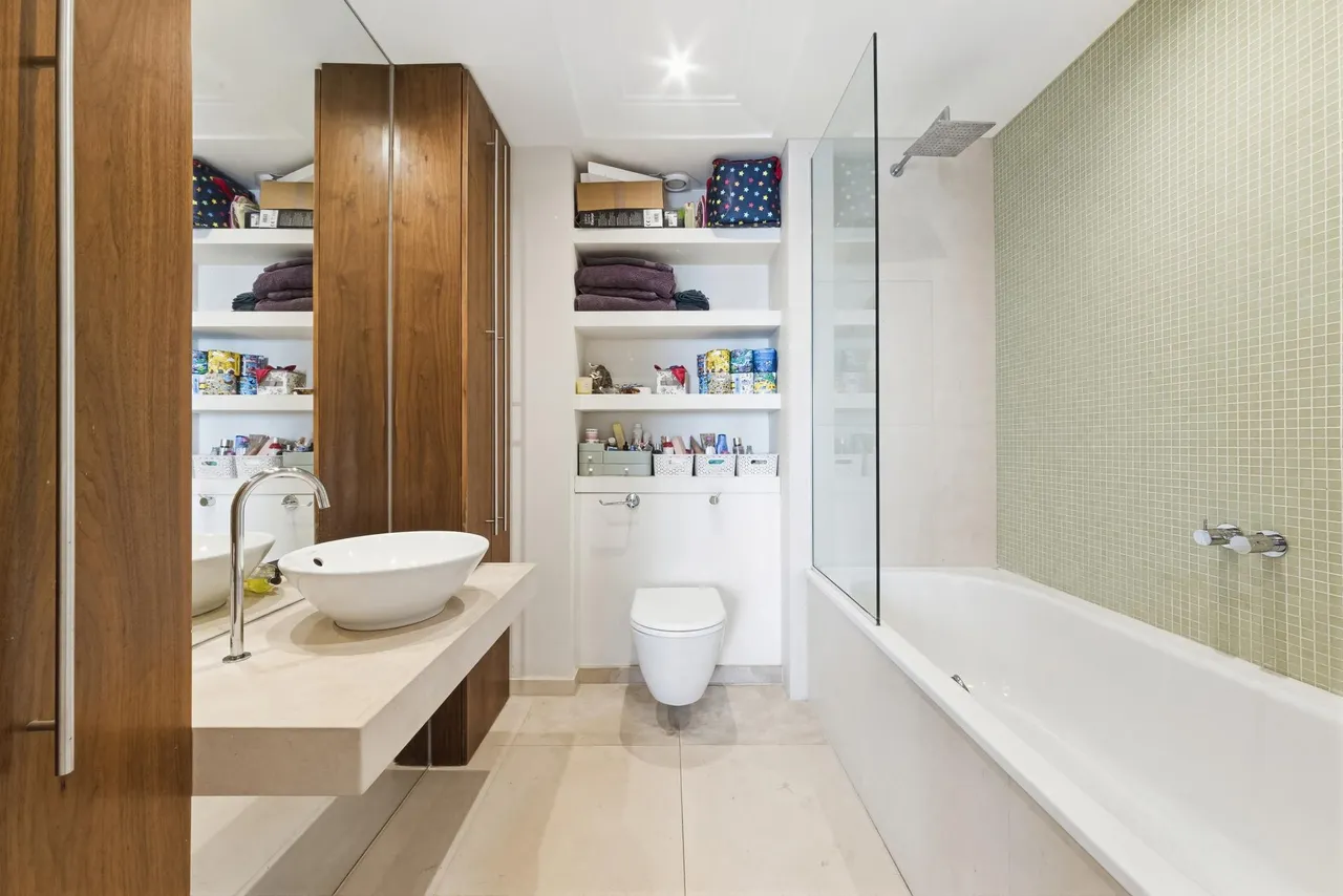 Fairmont Avenue, London, E14, photo 8