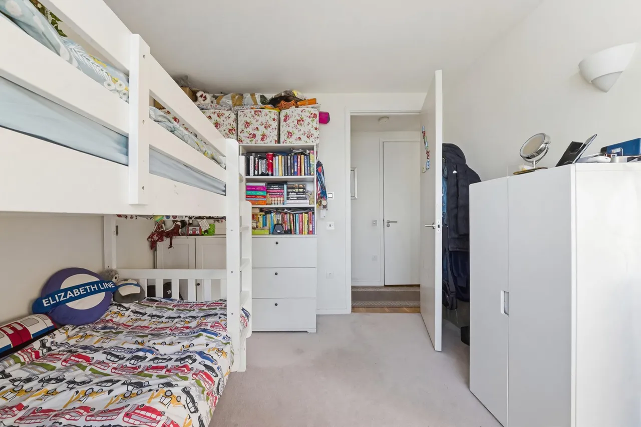 Fairmont Avenue, London, E14, photo 10