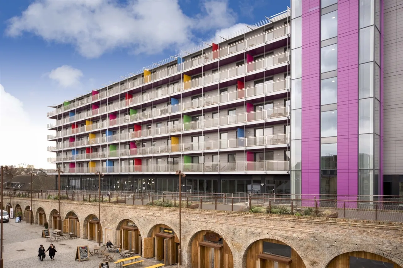 2 bed flat for sale, Carriage Way, Deptford, SE8