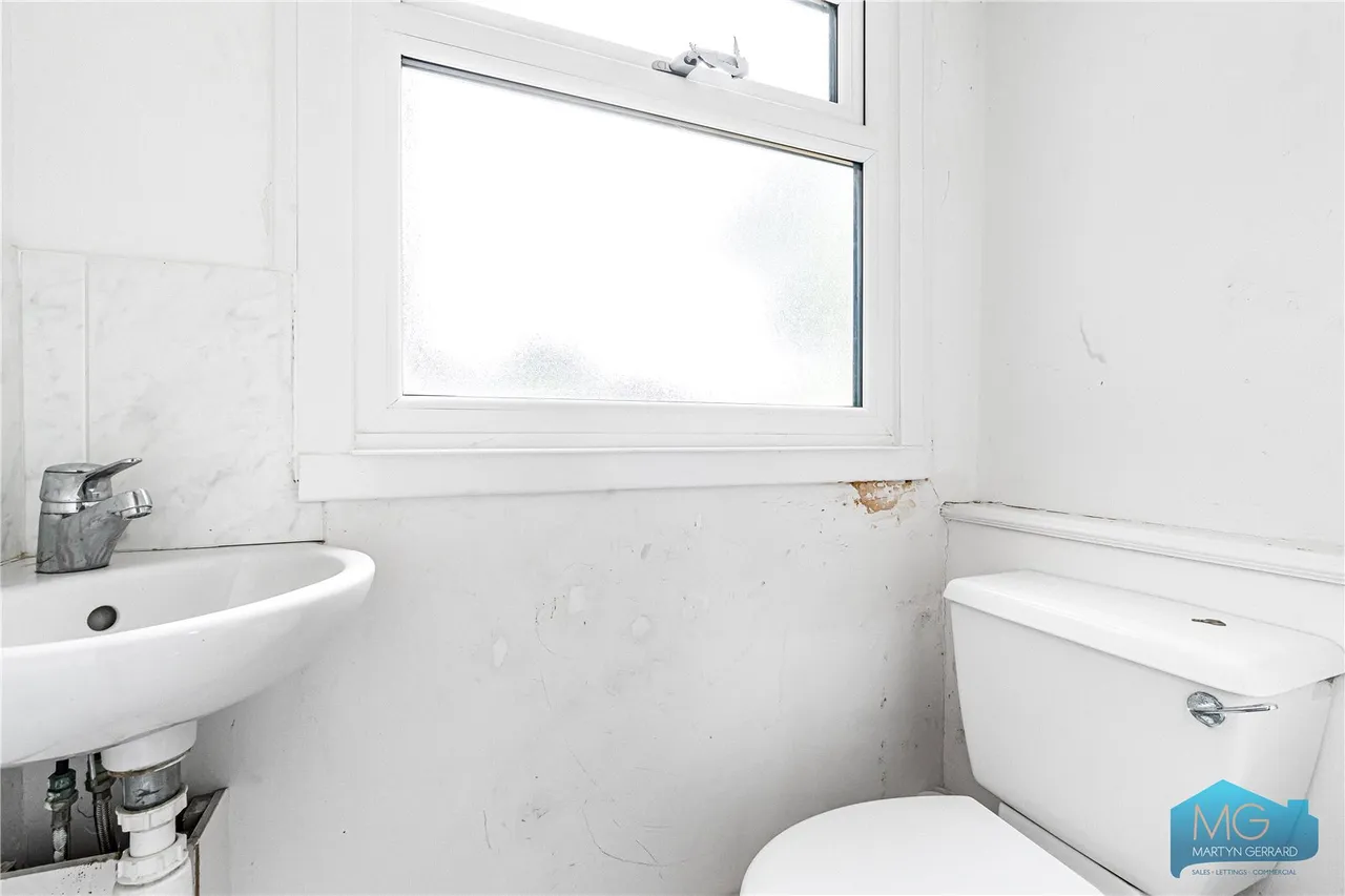 Heath View, London, N2, photo 14
