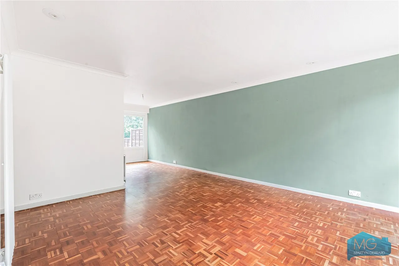 Heath View, London, N2, photo 9