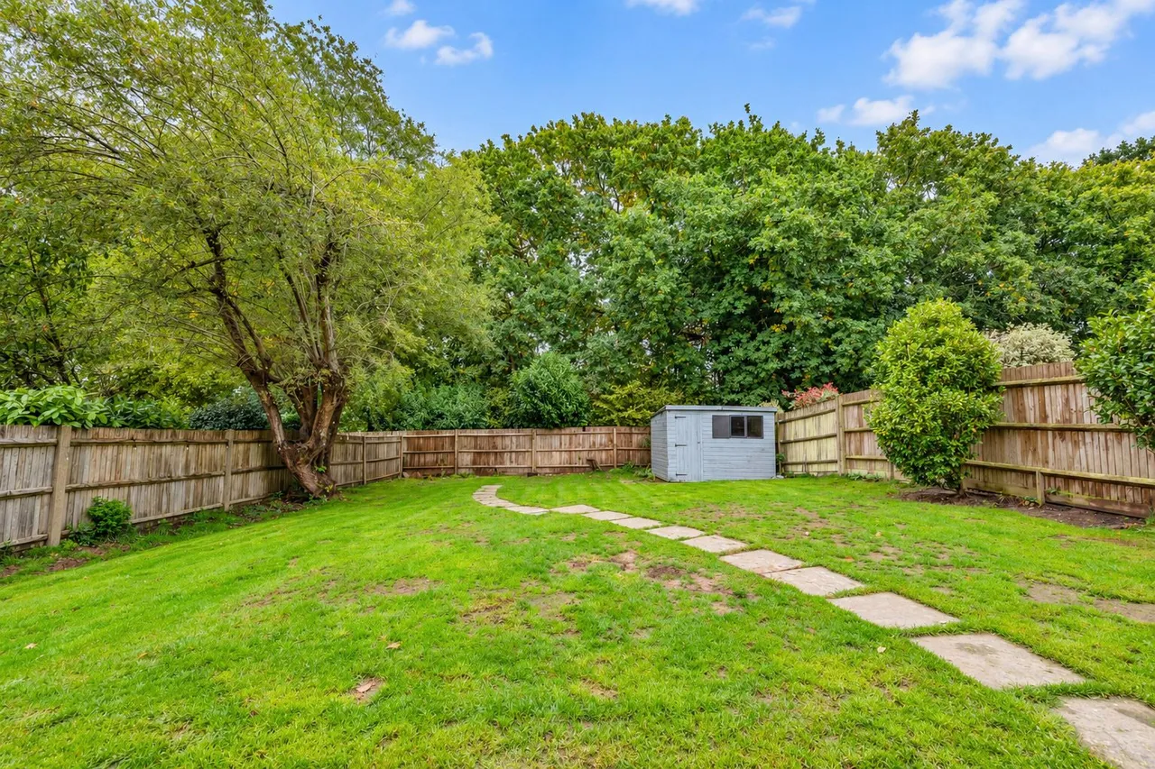Simons Close, Crowborough, TN6, photo 16