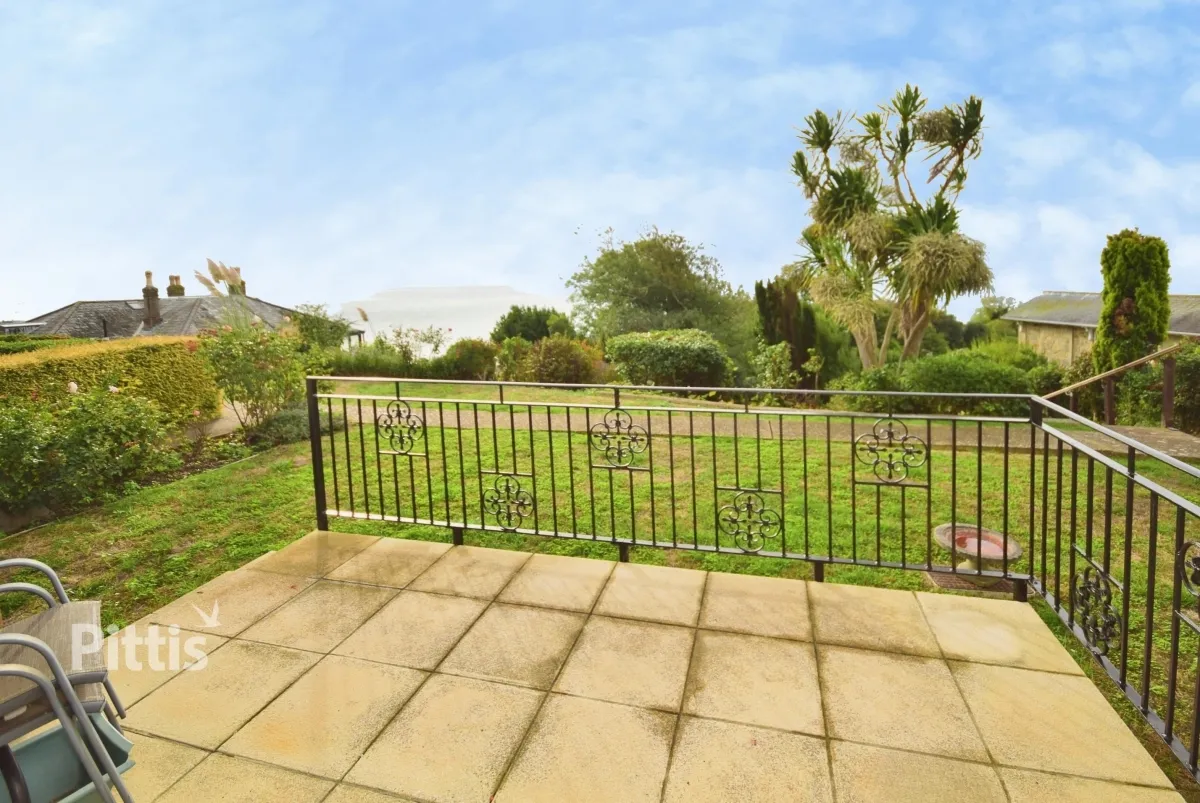 Zig Zag Road, Ventnor, PO38, photo 11