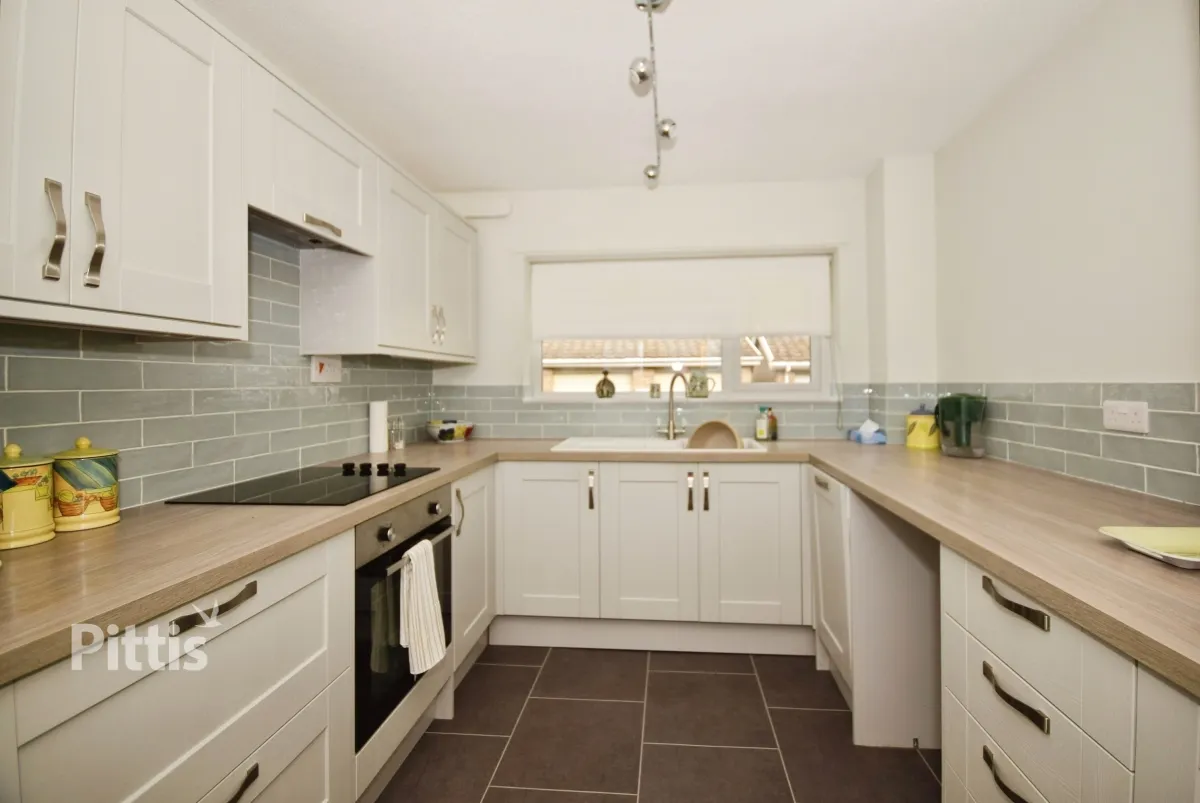 Zig Zag Road, Ventnor, PO38, photo 3