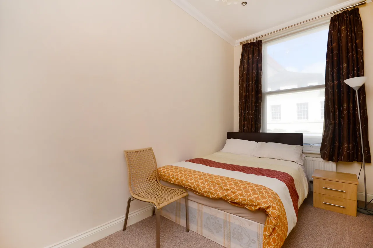 First Floor, 71 Westbourne Grove, London, photo 4