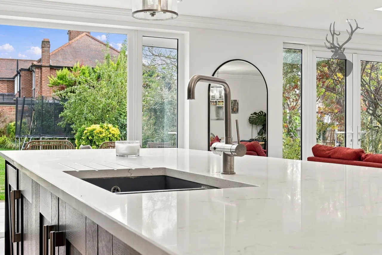 Orchard Drive, Theydon Bois, CM16, photo 11