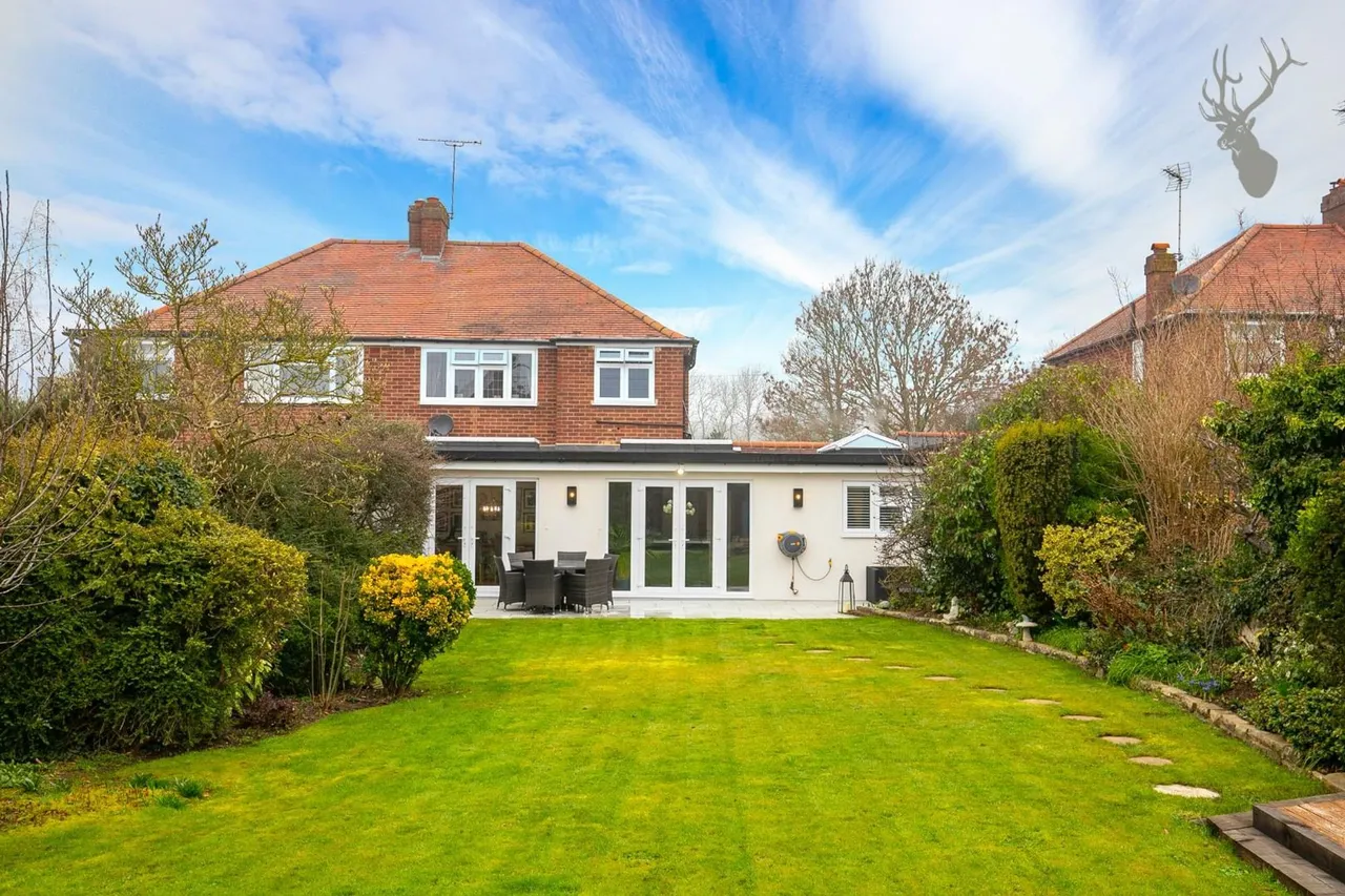 Orchard Drive, Theydon Bois, CM16, photo 28