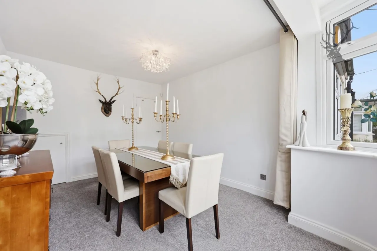 Orchard Drive, Theydon Bois, CM16, photo 11