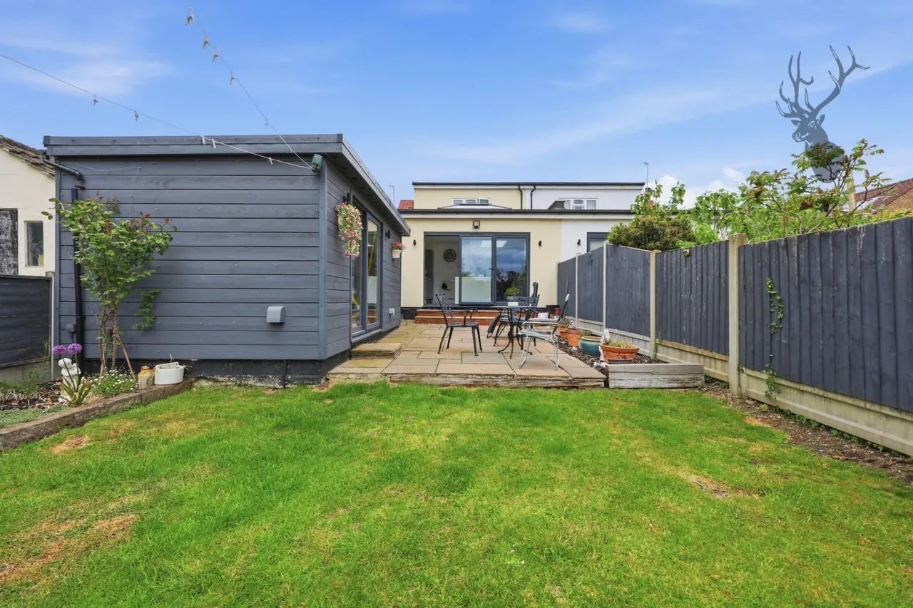 Orchard Drive, Theydon Bois, CM16, photo 20