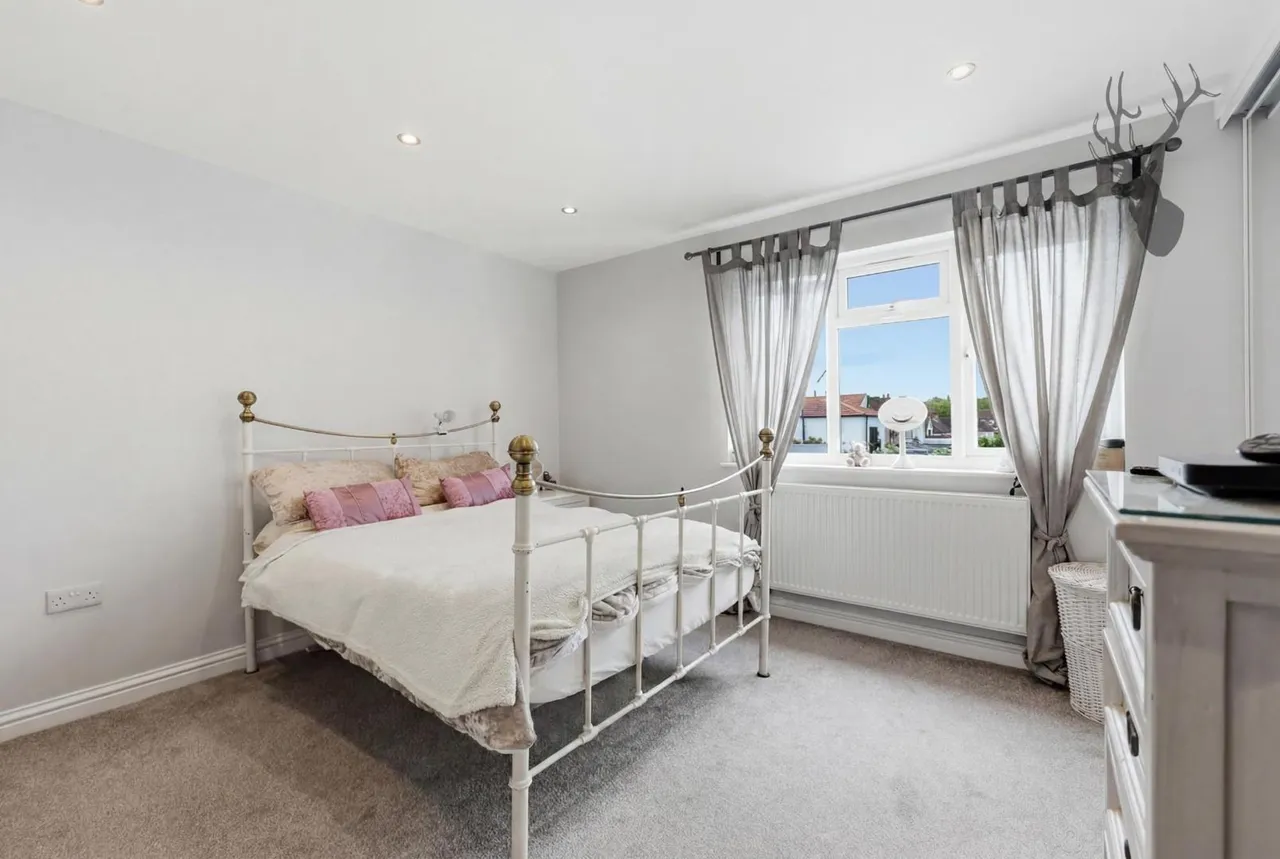 Orchard Drive, Theydon Bois, CM16, photo 12