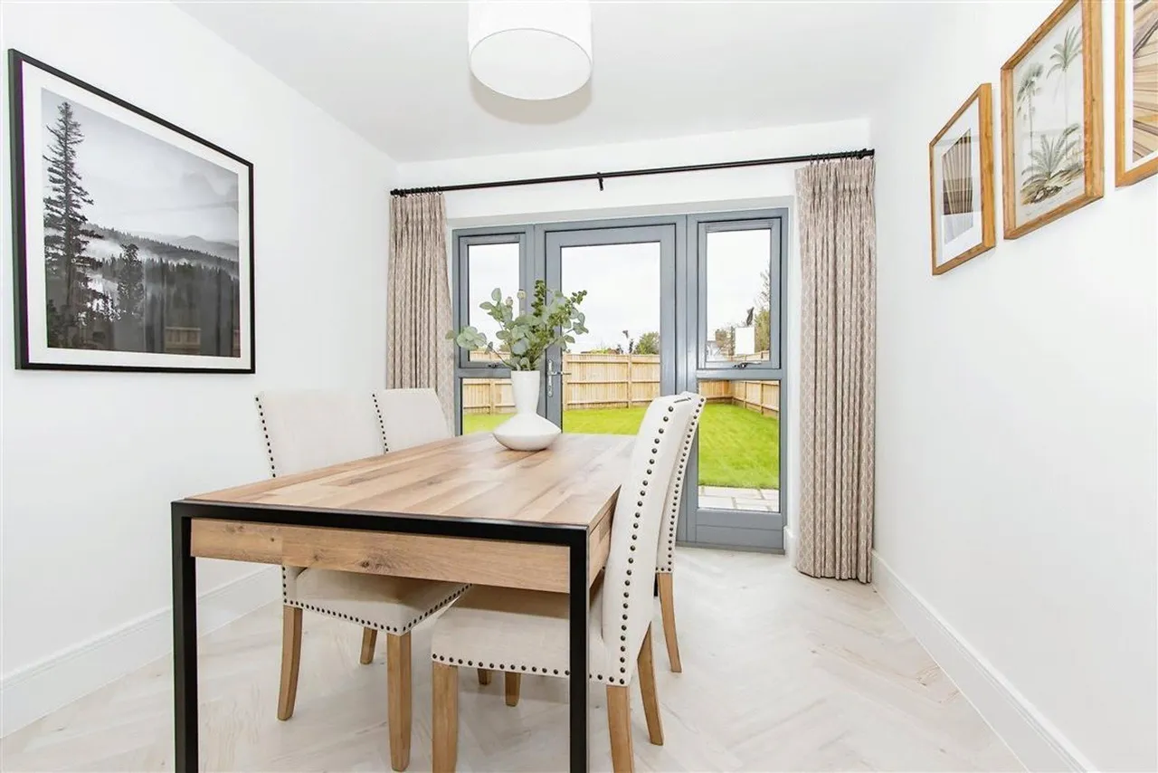 Brockhills Lane, New Milton, BH25, photo 6