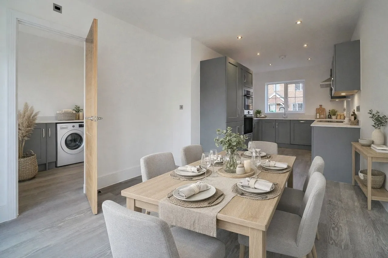 Brockhills Lane, New Milton, BH25, photo 3
