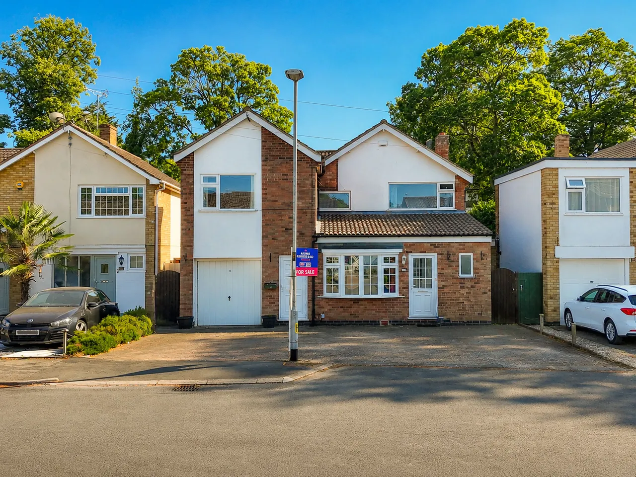 5 bed house for sale — The Morwoods, Oadby, LE2