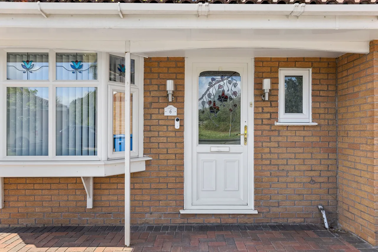 Falstone Close, Birchwood, Warrington, Warrington, WA3 6SU, photo 2