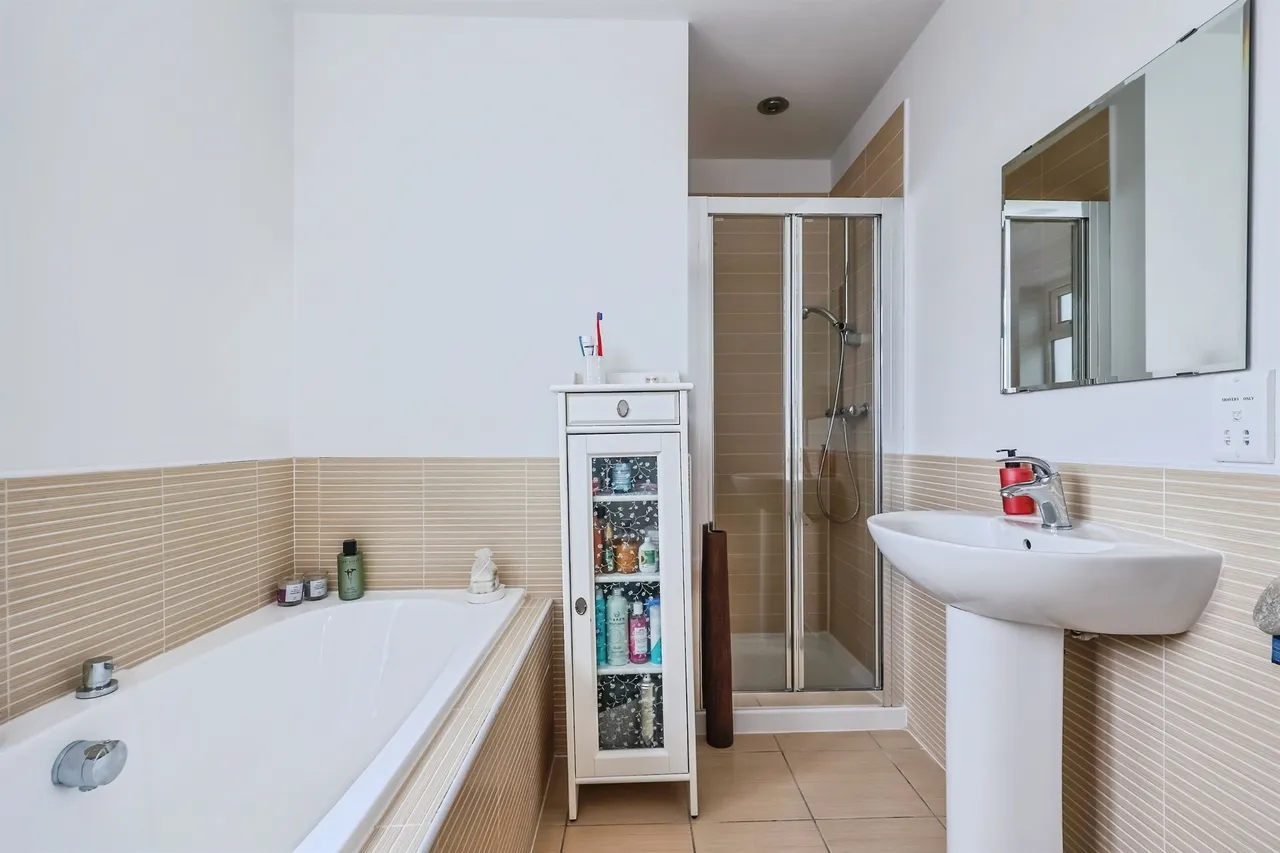 Gwenbrook Avenue, Beeston, NG9, photo 32