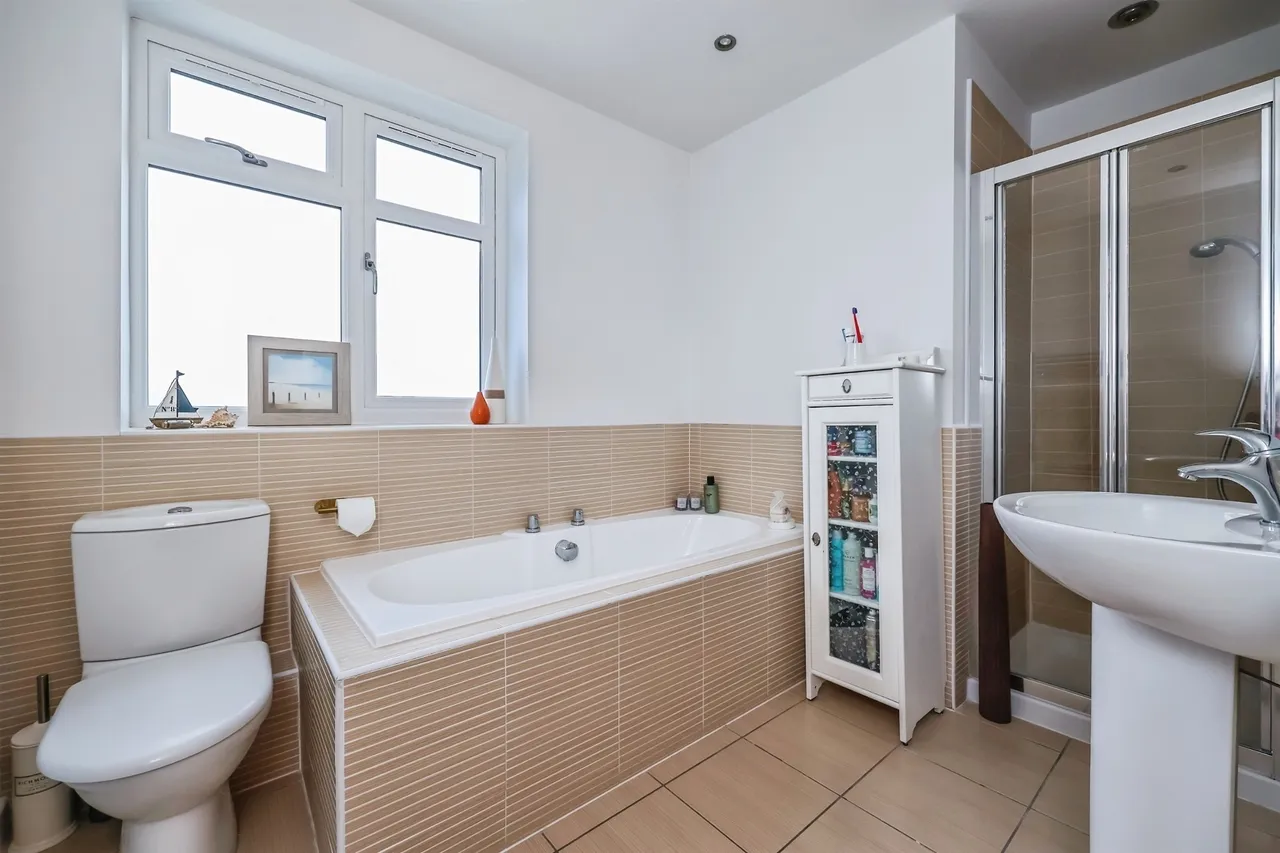 Gwenbrook Avenue, Beeston, NG9, photo 31