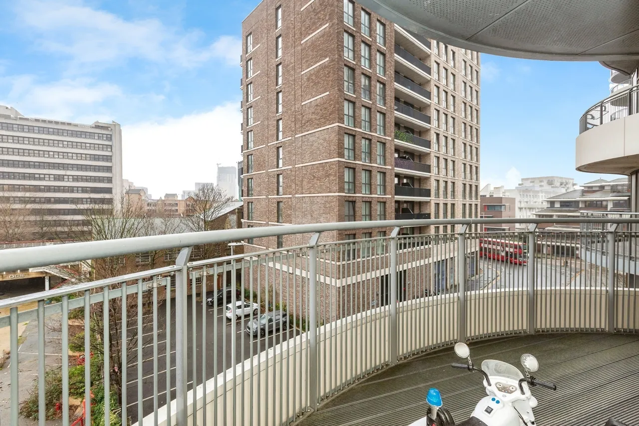 Cambridge Road, Barking, IG11, photo 16