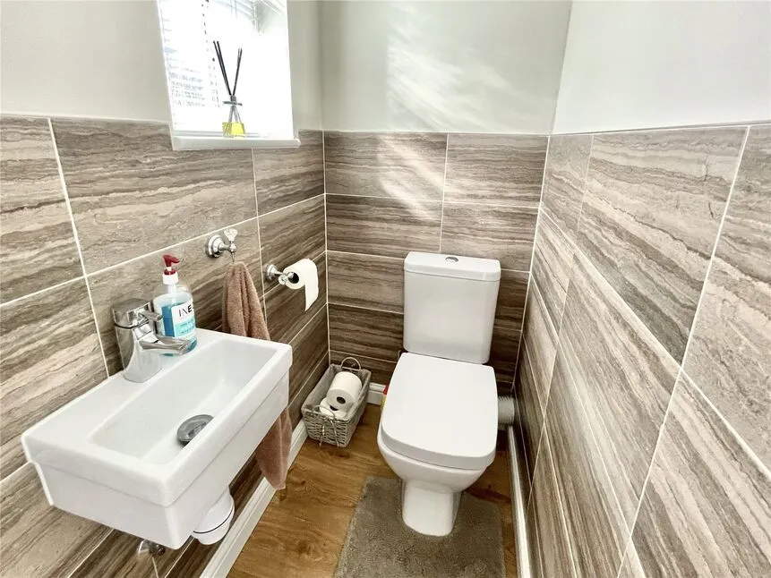 Swallowood Court, Brampton Bierlow, South Yorkshire, S63, photo 12