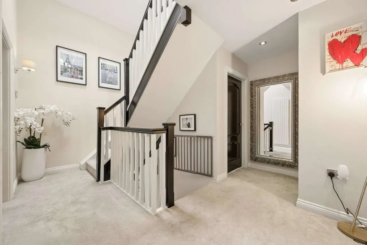 Park Avenue, Wilmslow, Cheshire, SK9 2JG, photo 9