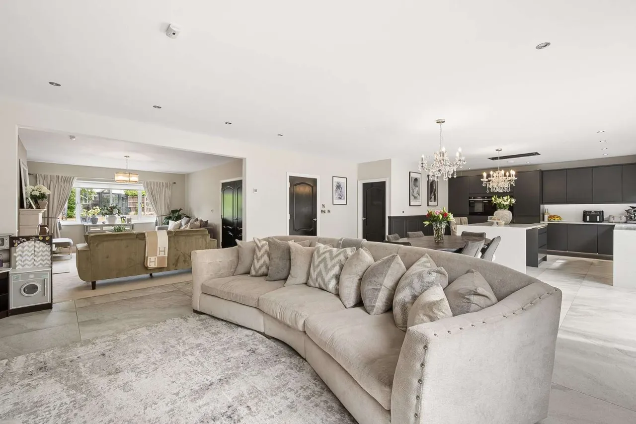 Park Avenue, Wilmslow, Cheshire, SK9 2JG, photo 6