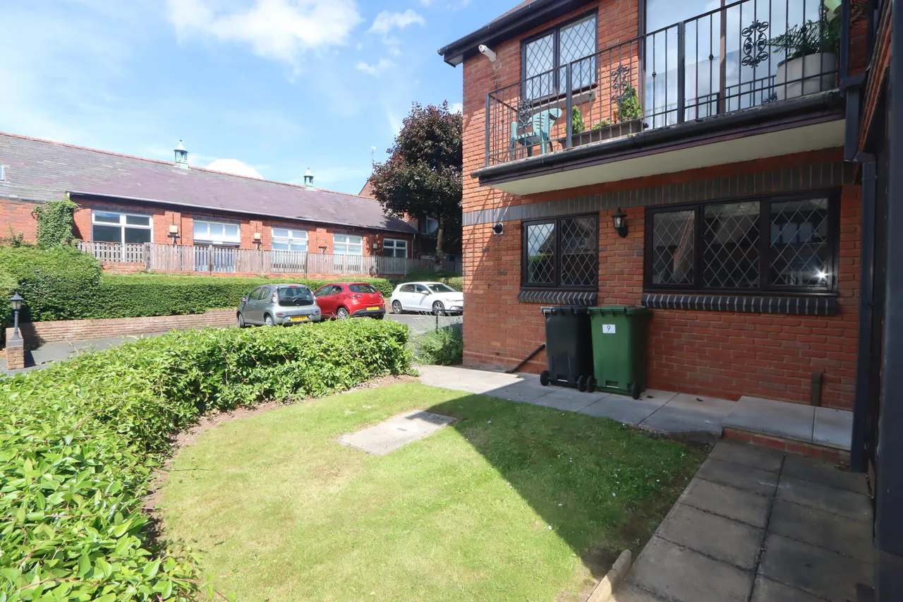 Stuarts Court Worcester Road, Hagley, Stourbridge, photo 14