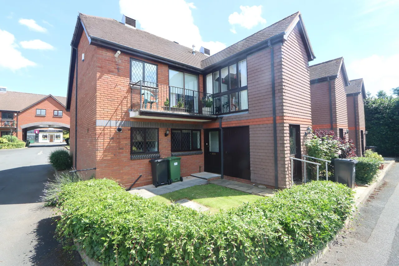Stuarts Court Worcester Road, Hagley, Stourbridge, photo 13