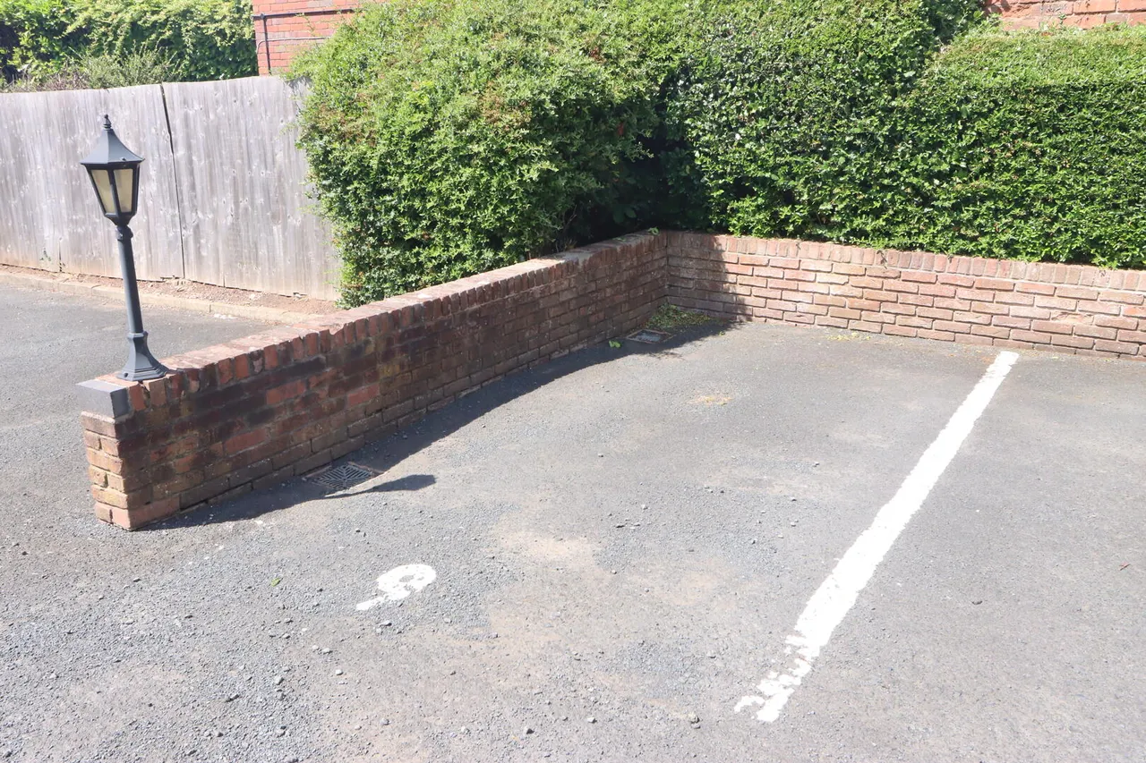Stuarts Court Worcester Road, Hagley, Stourbridge, photo 15