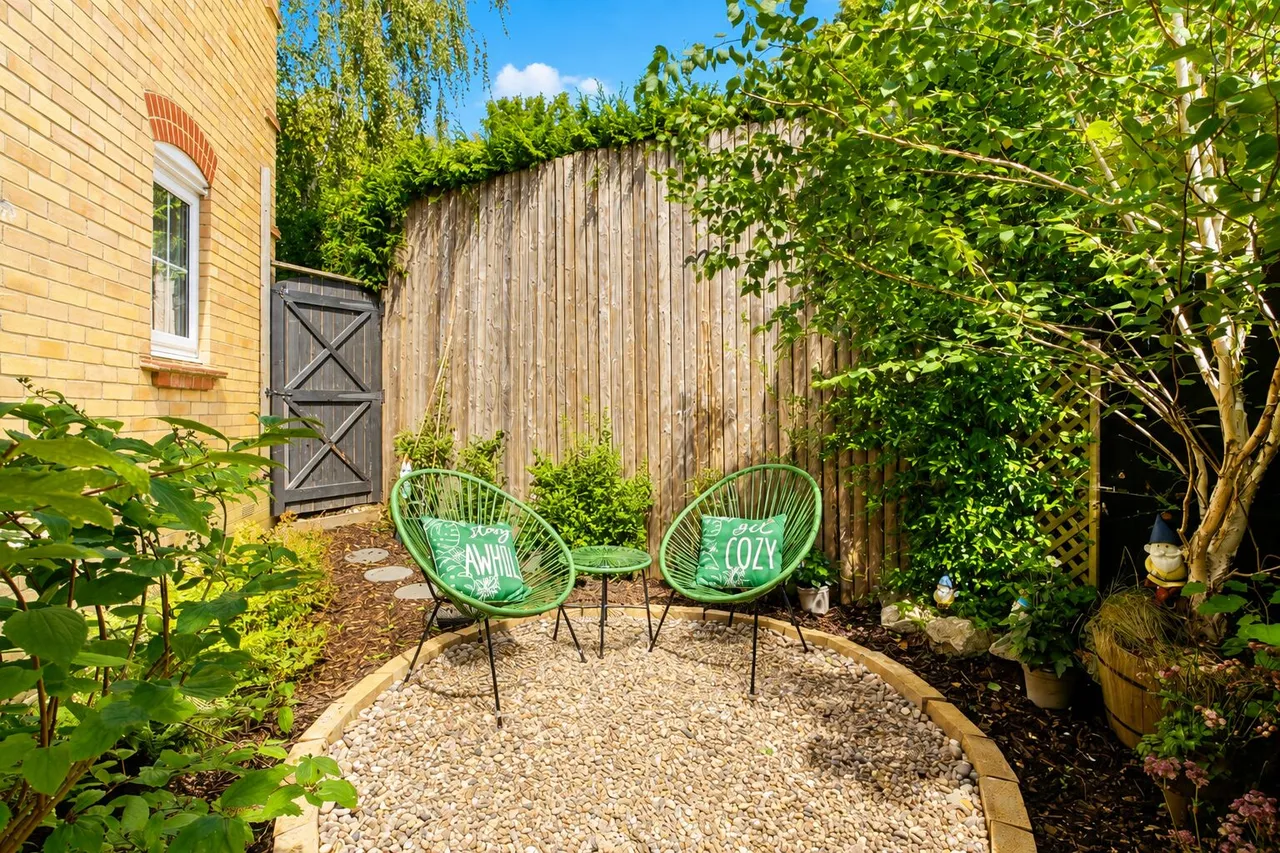 Brockswood Drive, Hemel Hempstead, HP2, photo 18