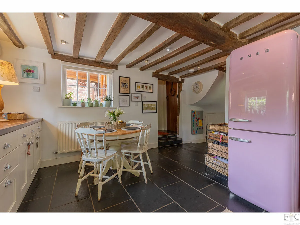 Bell Lane, Burton Overy, LE8, photo 7