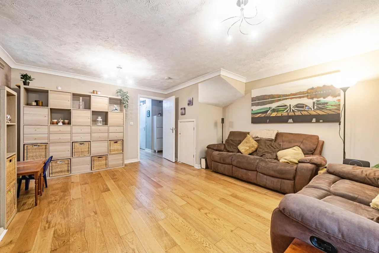 Oceana Crescent, Basingstoke, RG22, photo 8