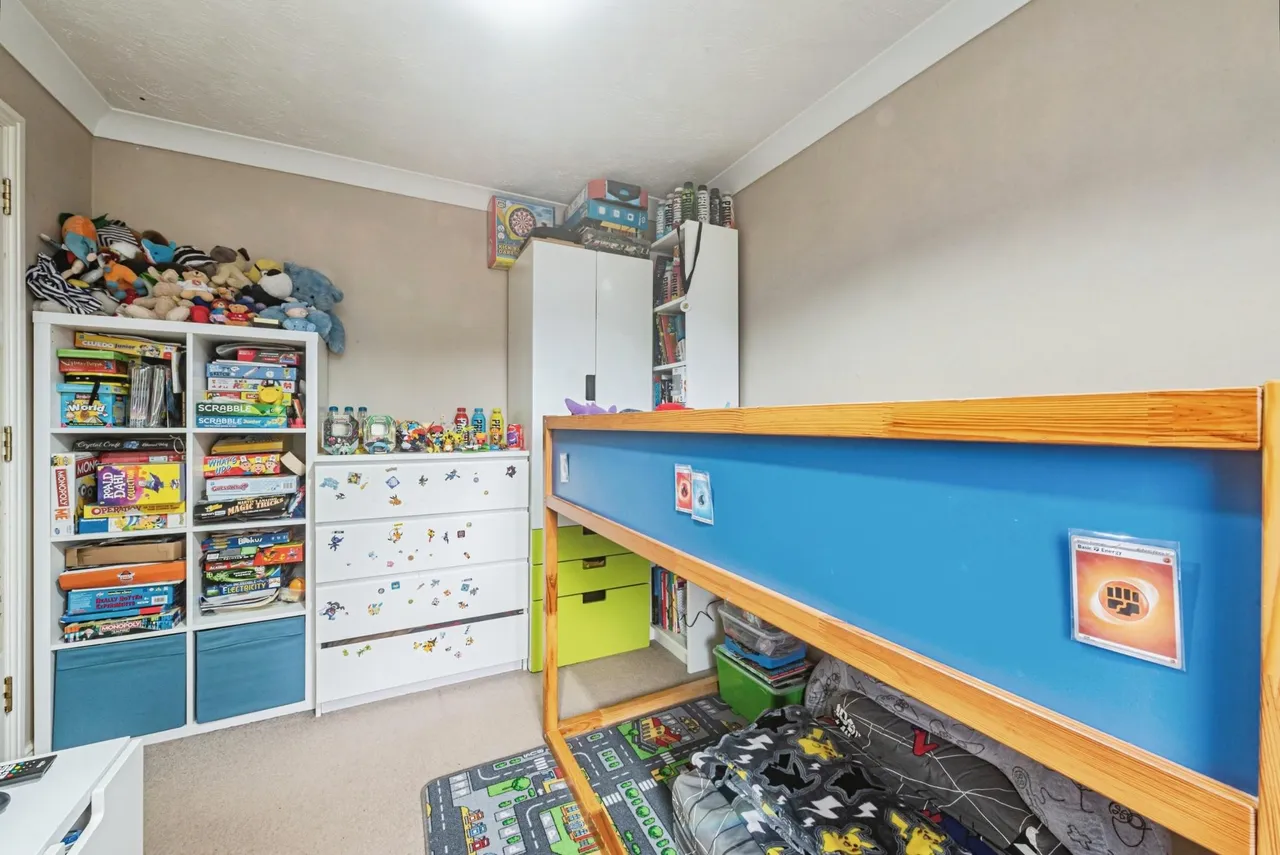 Oceana Crescent, Basingstoke, RG22, photo 17