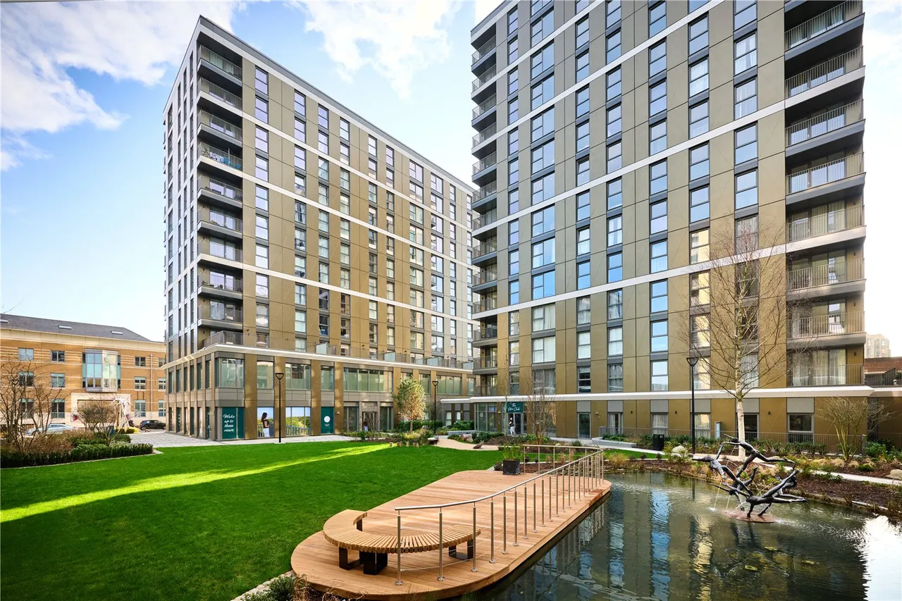 Eden Grove, Staines-Upon-Thames, TW18, photo 9