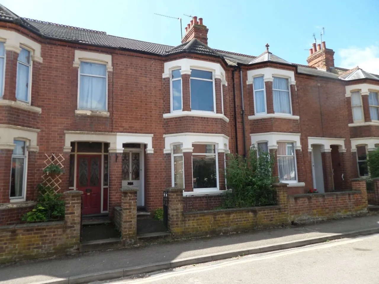 3 bed house to rent, Church Street, Wolverton, MK12