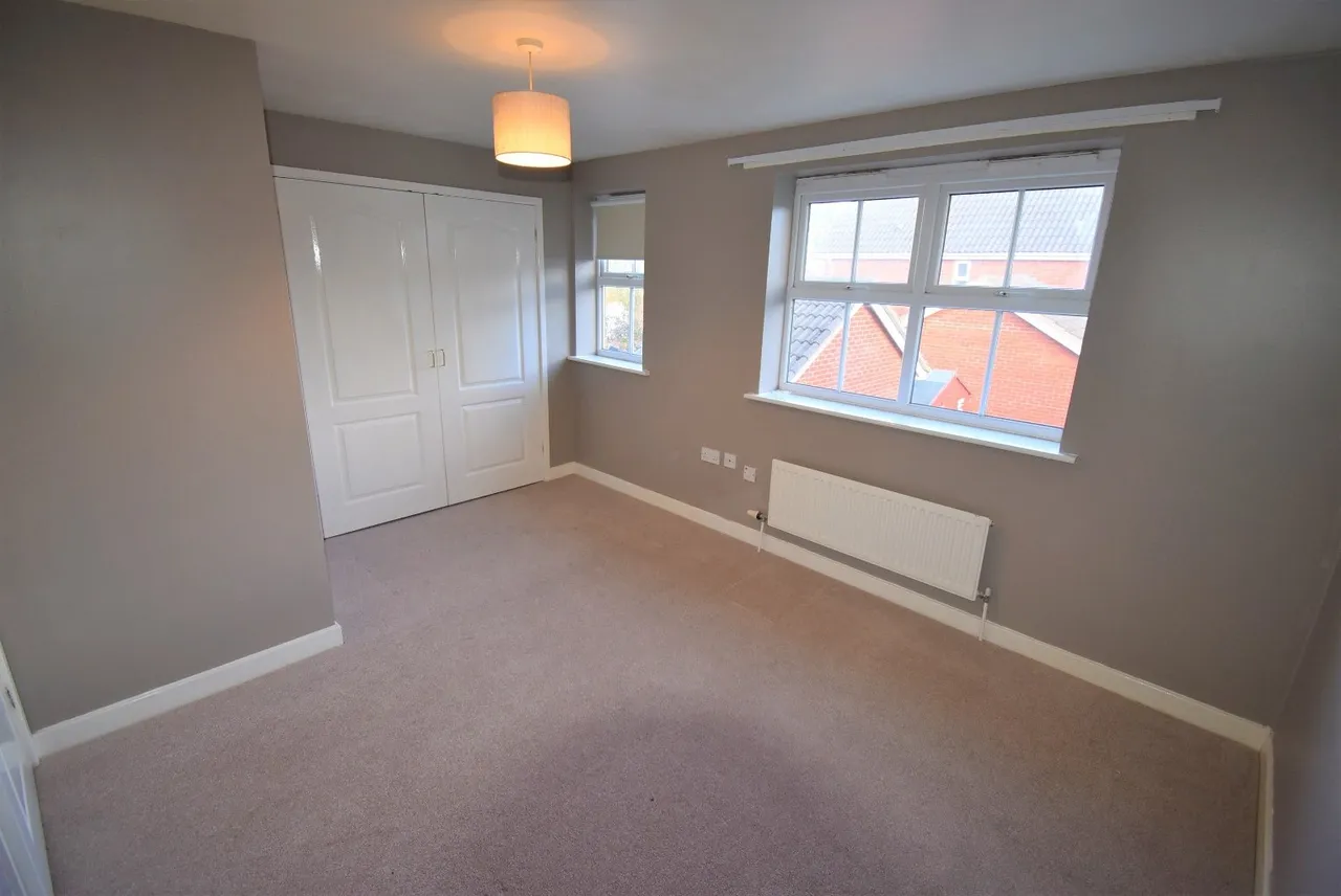 Ivy House Paddocks, Ivy House Paddocks, Ketley TF1 5GD, photo 8