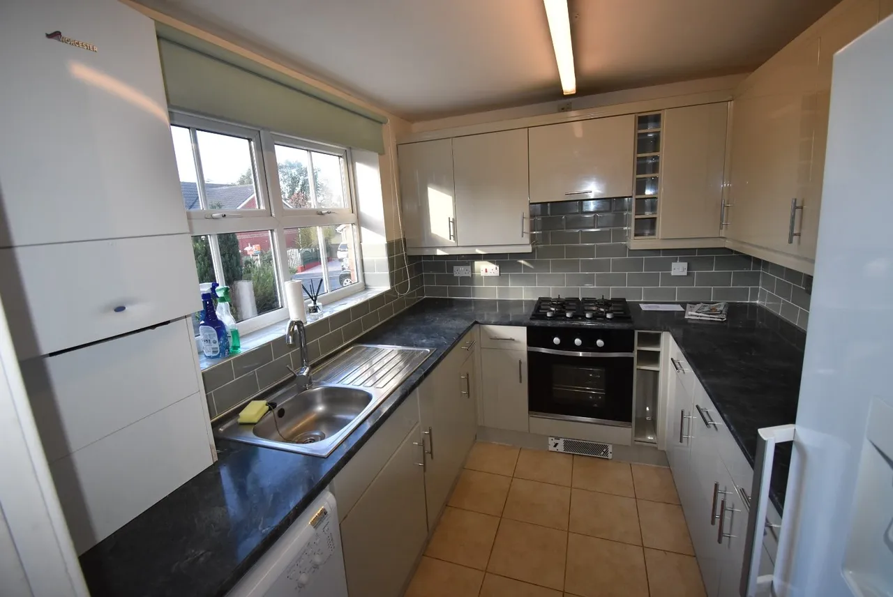 Ivy House Paddocks, Ivy House Paddocks, Ketley TF1 5GD, photo 2