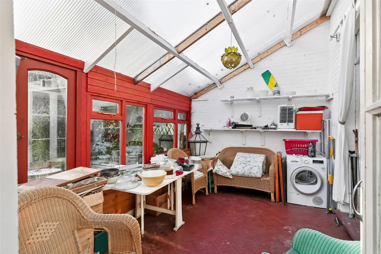 Broom Road, Teddington, TW11 9PF, photo 15