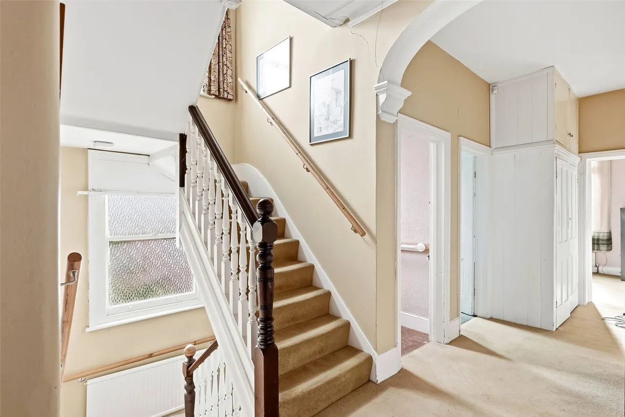 Broom Road, Teddington, TW11 9PF, photo 9