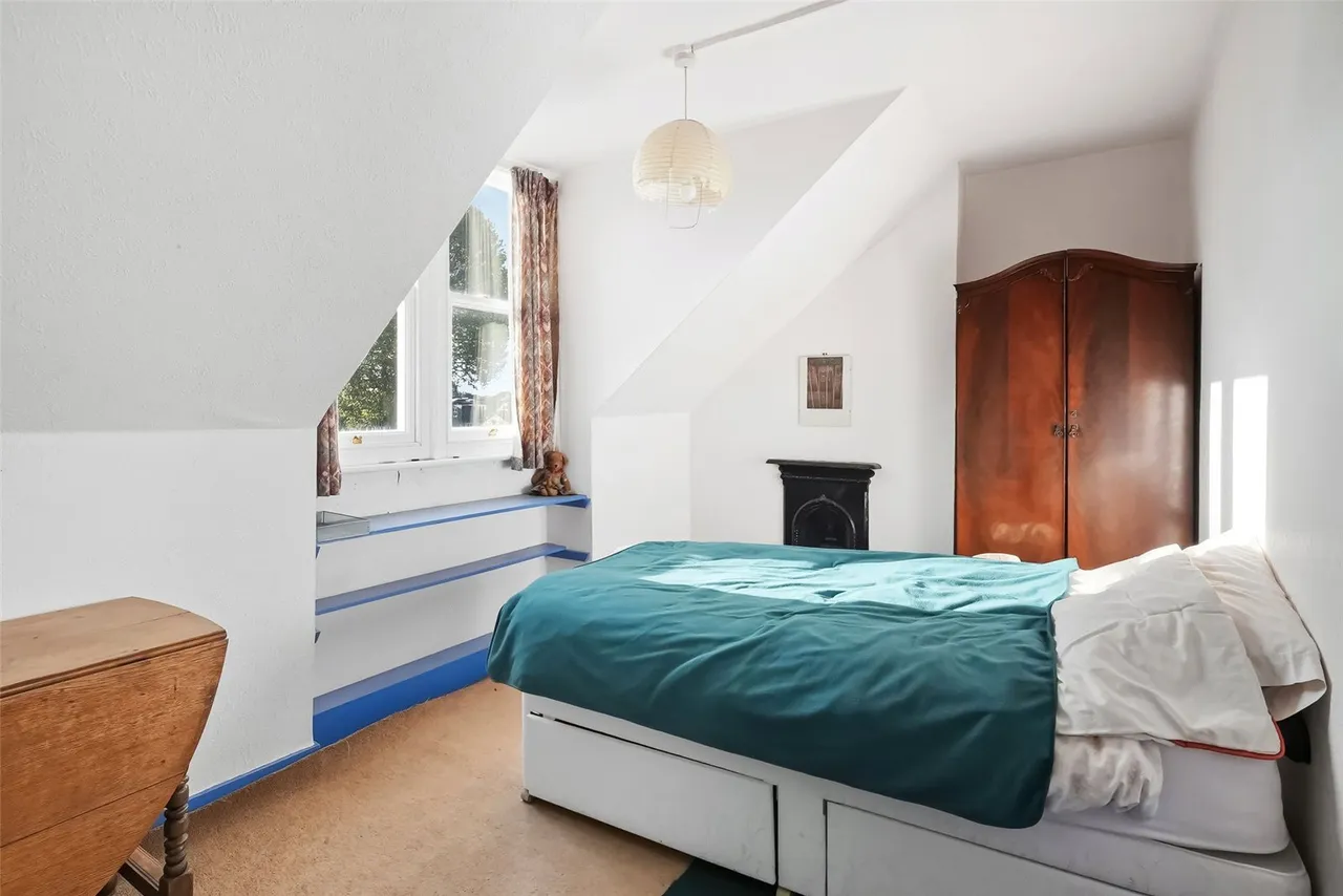 Broom Road, Teddington, TW11 9PF, photo 11