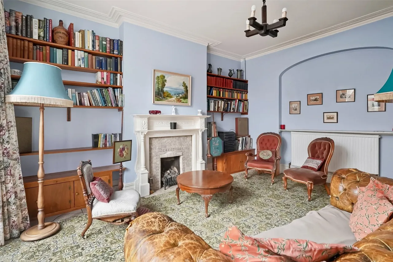 Broom Road, Teddington, TW11 9PF, photo 5