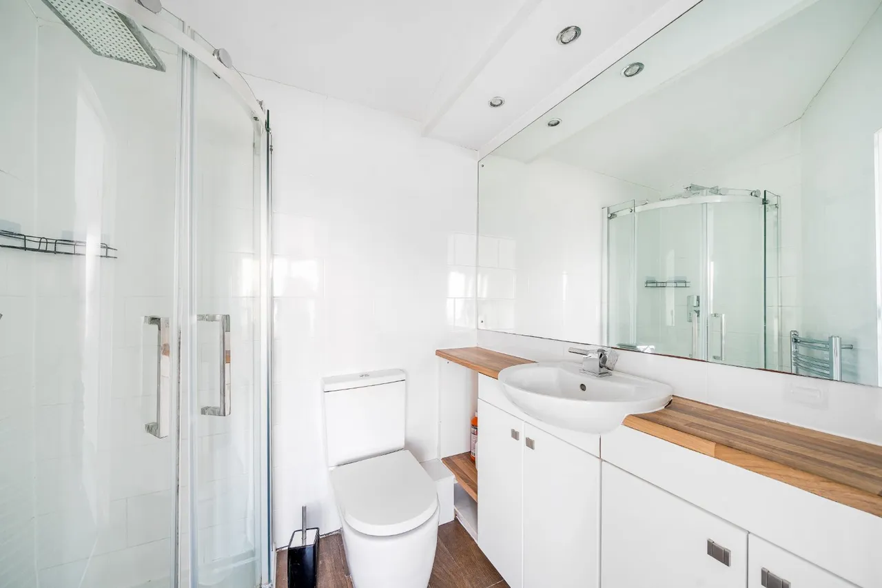 Princes Court, Surrey Quays, SE16, photo 16
