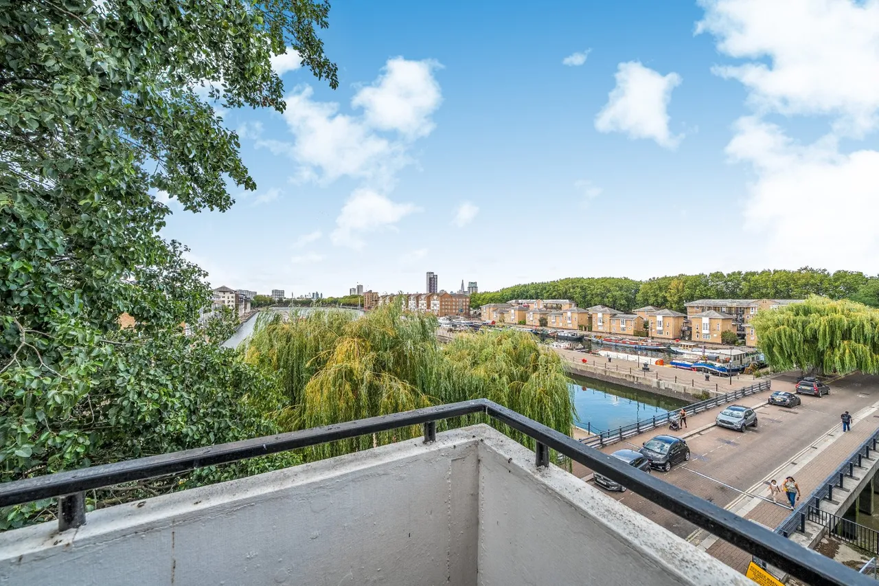 Princes Court, Surrey Quays, SE16, photo 4