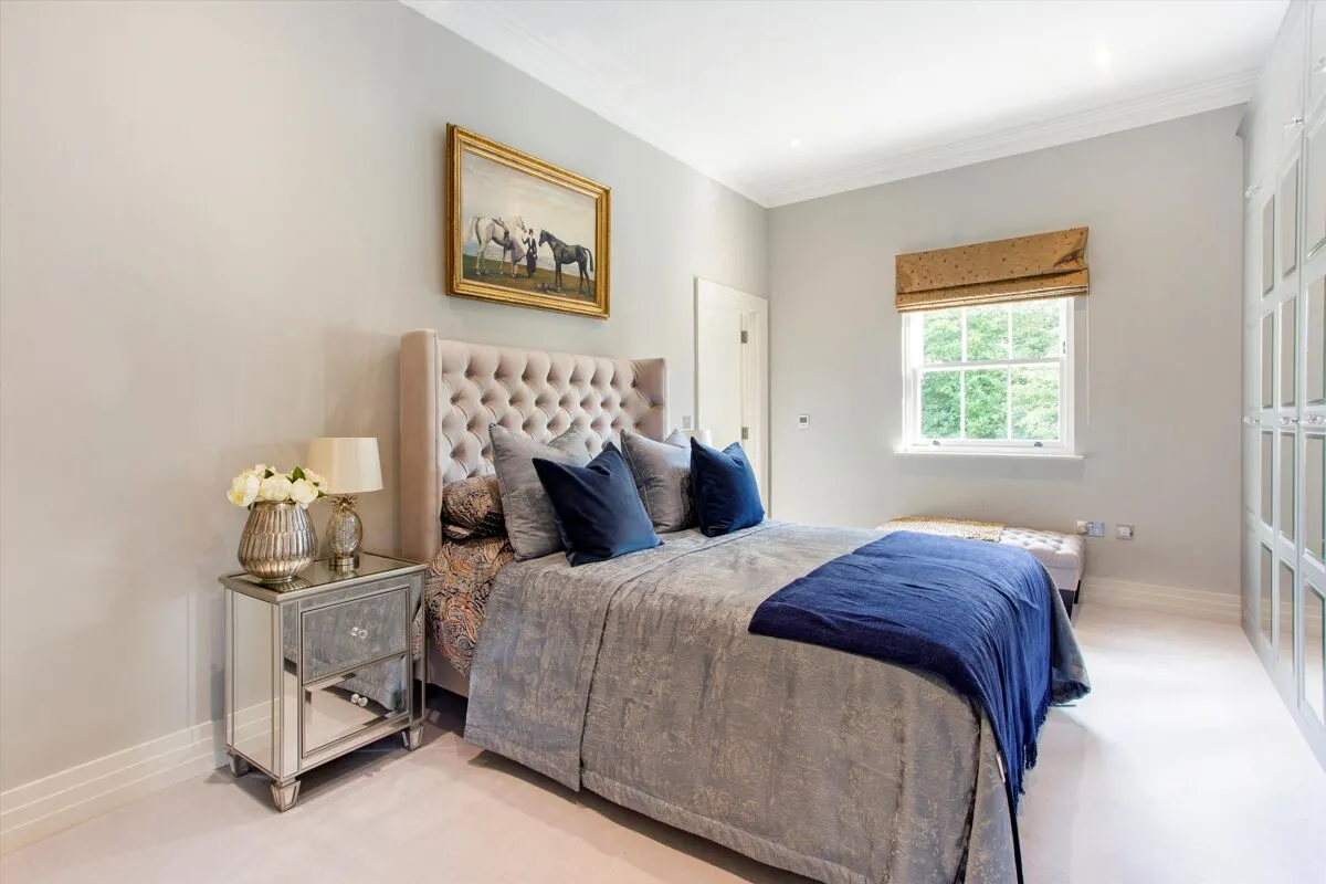 Hawthorn Hill, Warfield, RG42, photo 13