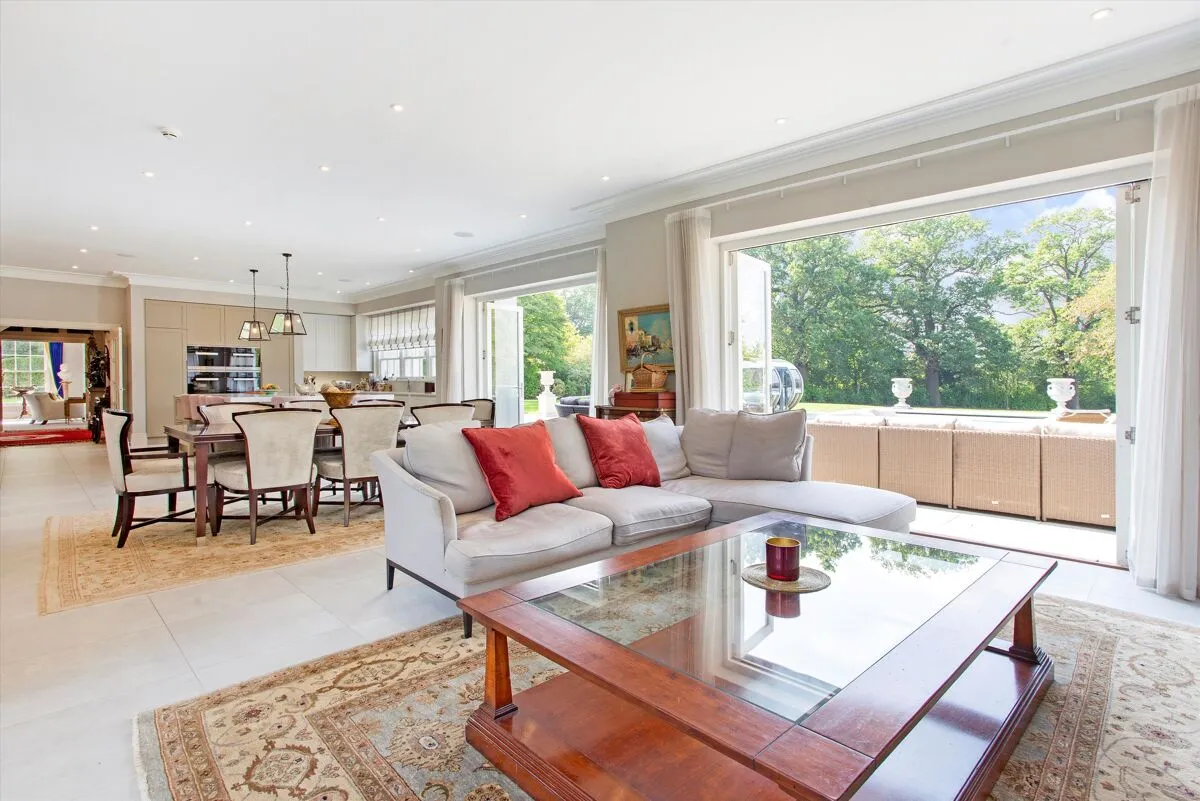 Hawthorn Hill, Warfield, RG42, photo 14