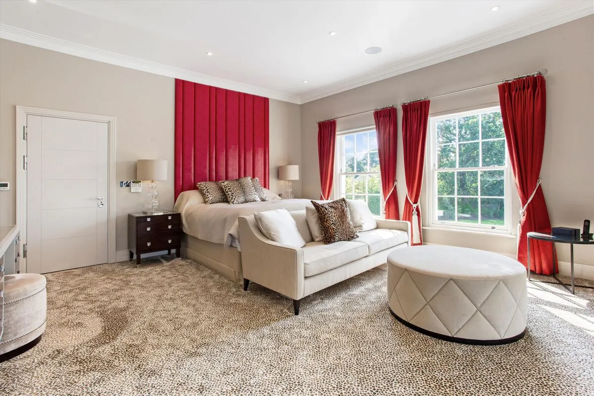 Hawthorn Hill, Warfield, RG42, photo 19