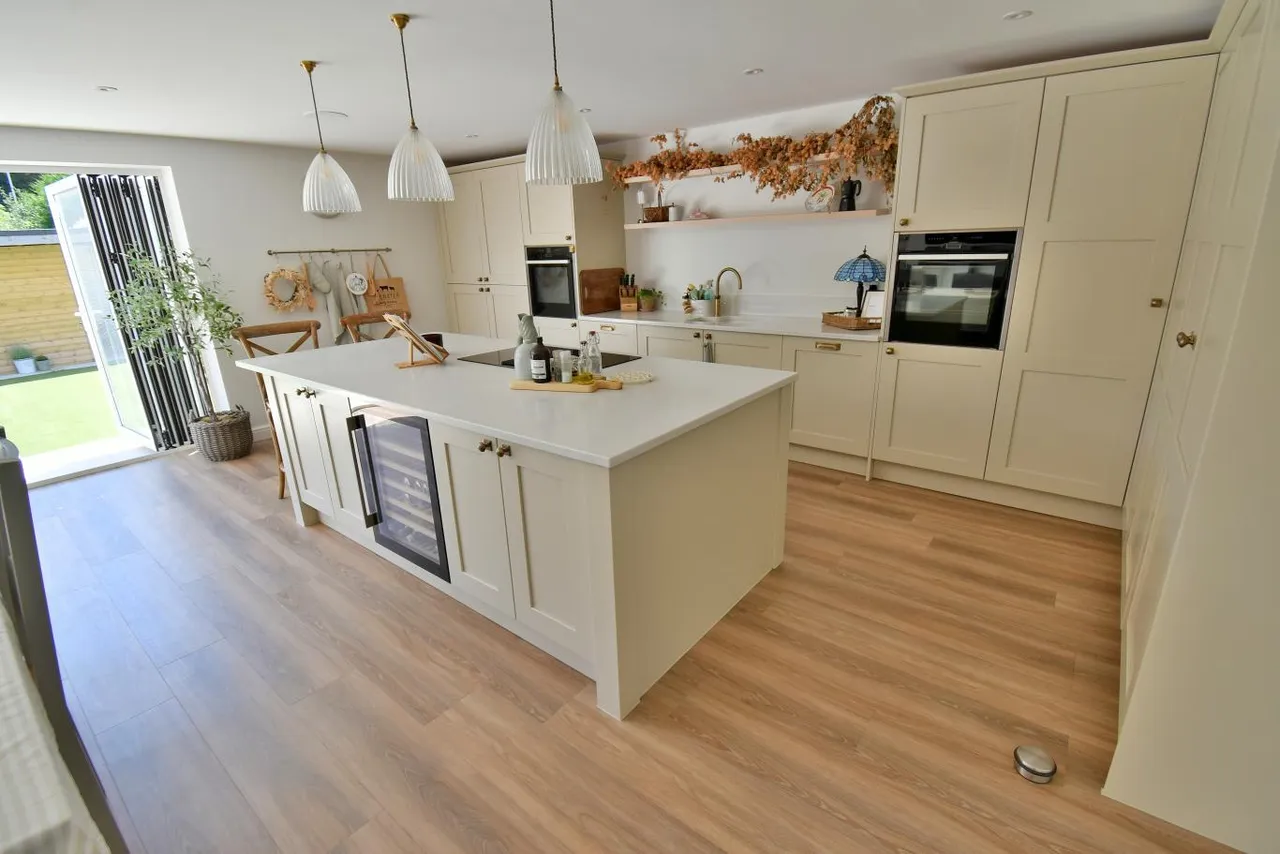 Headswell Avenue, BH10, photo 5