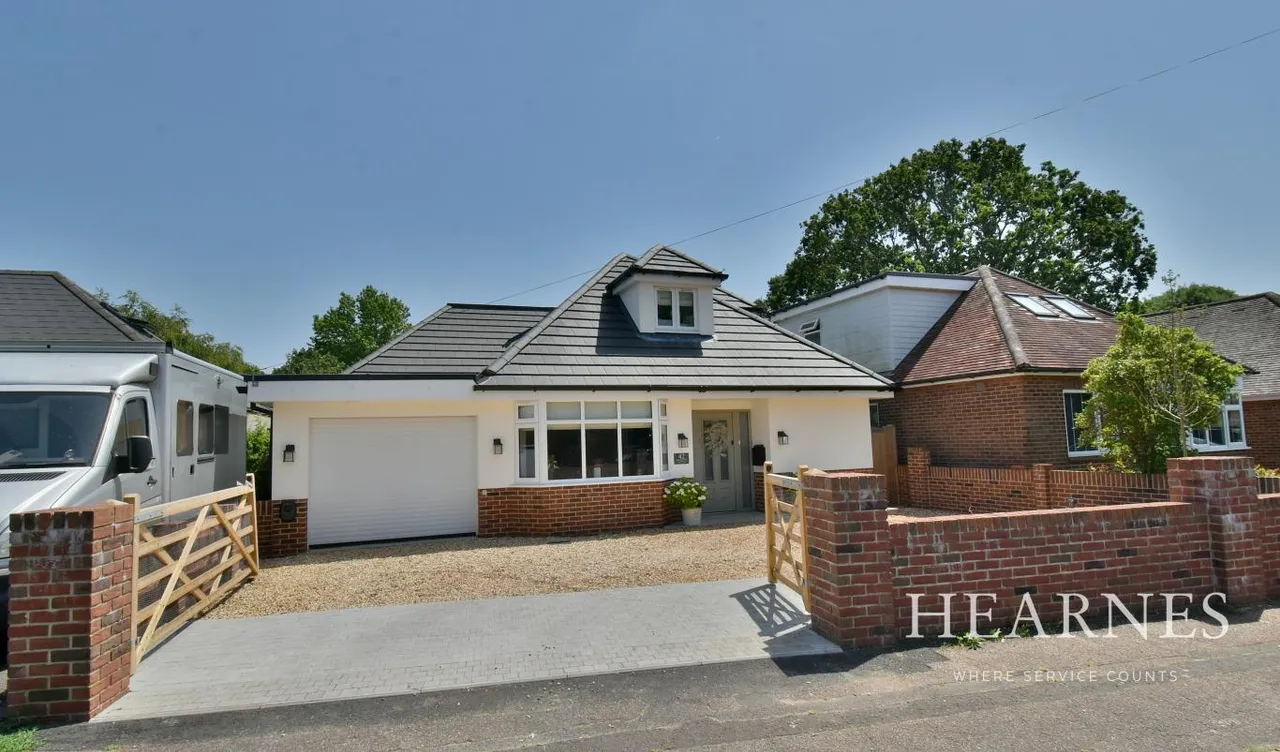 3 bed house for sale, Headswell Avenue, BH10