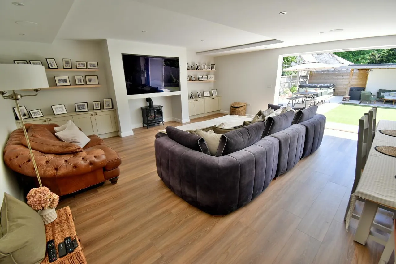Headswell Avenue, BH10, photo 6