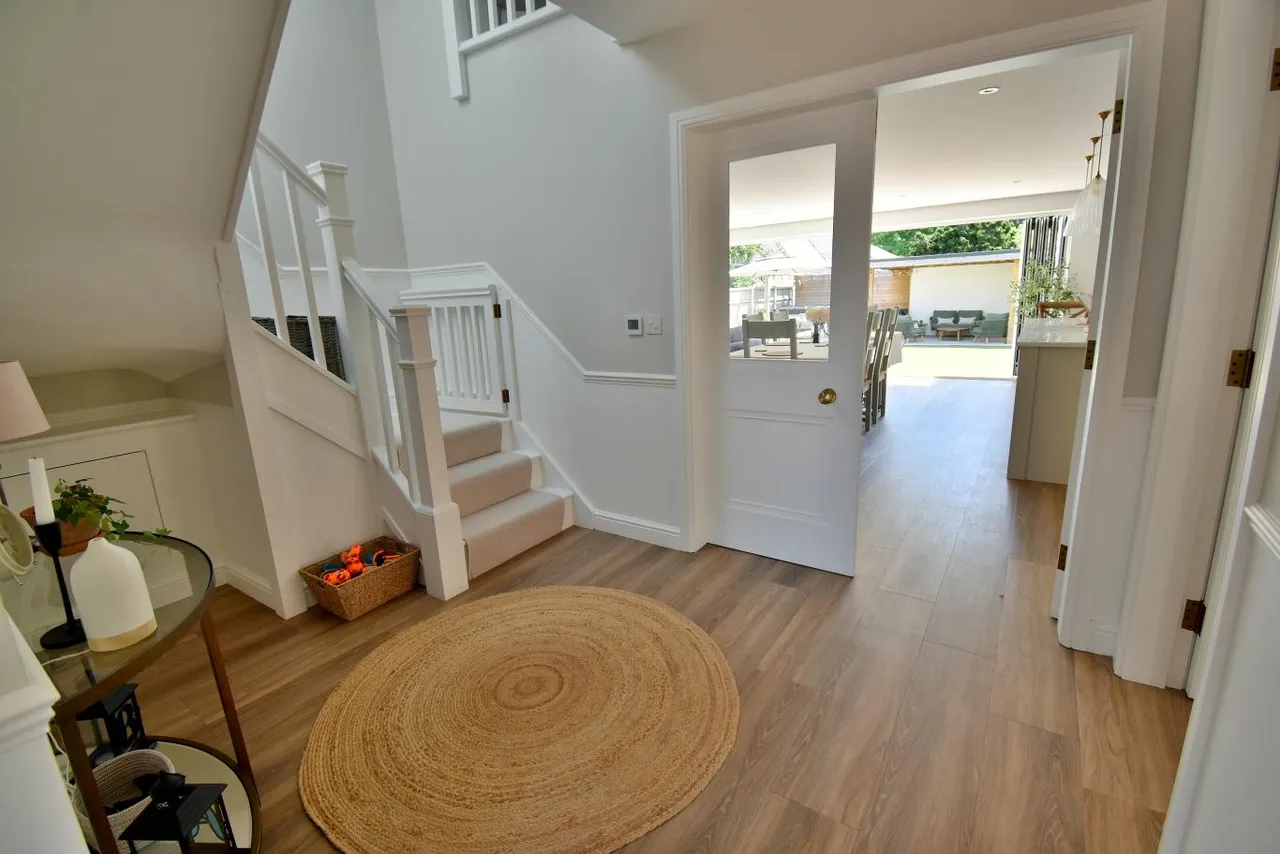 Headswell Avenue, BH10, photo 12